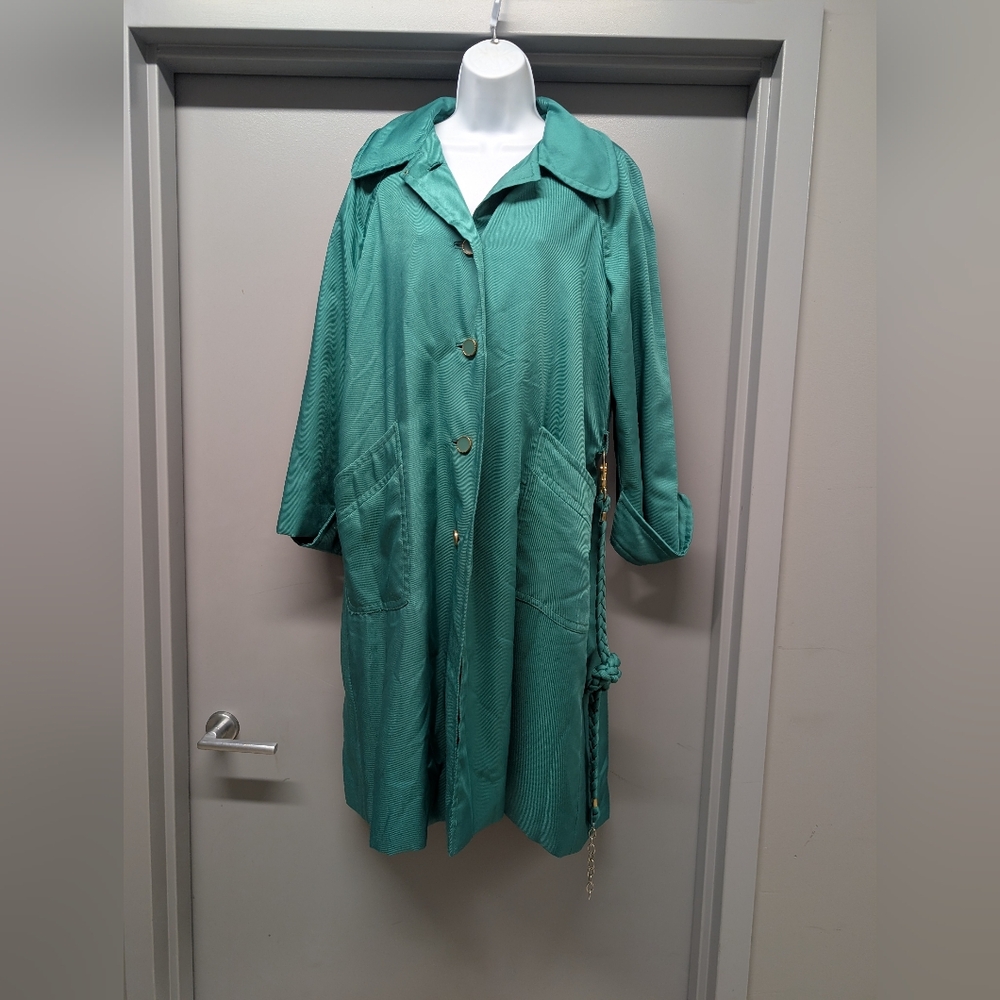 T.T. Mallo By Max Adler Elegant Green Women's Coat Vintage